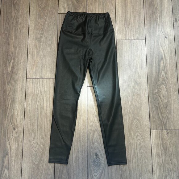 Aritzia Wilfred Free Vegan Leather Daria Leggings - Picture 1 of 1